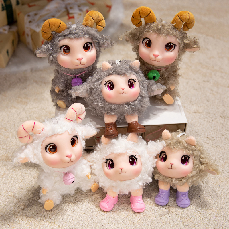 Soft Plush Doll - Peluche Mouton Kawaii en Vinyle Doux,