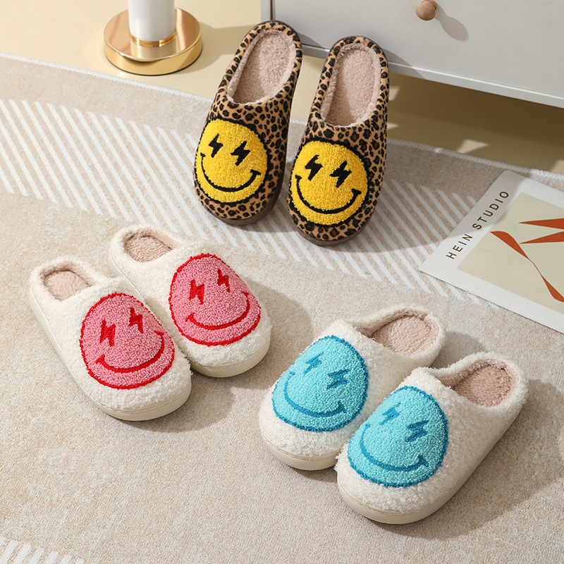 Pantoufles de maison imprimées - Soft Plush Doll avis et prix